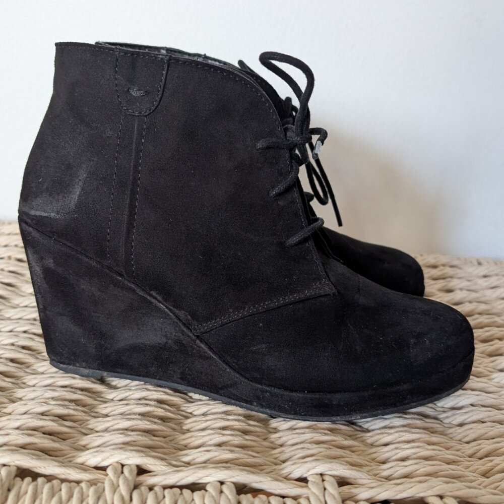 Black ankle boots